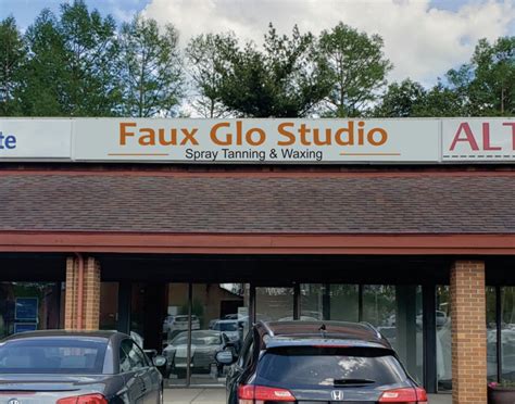 faux glo studio